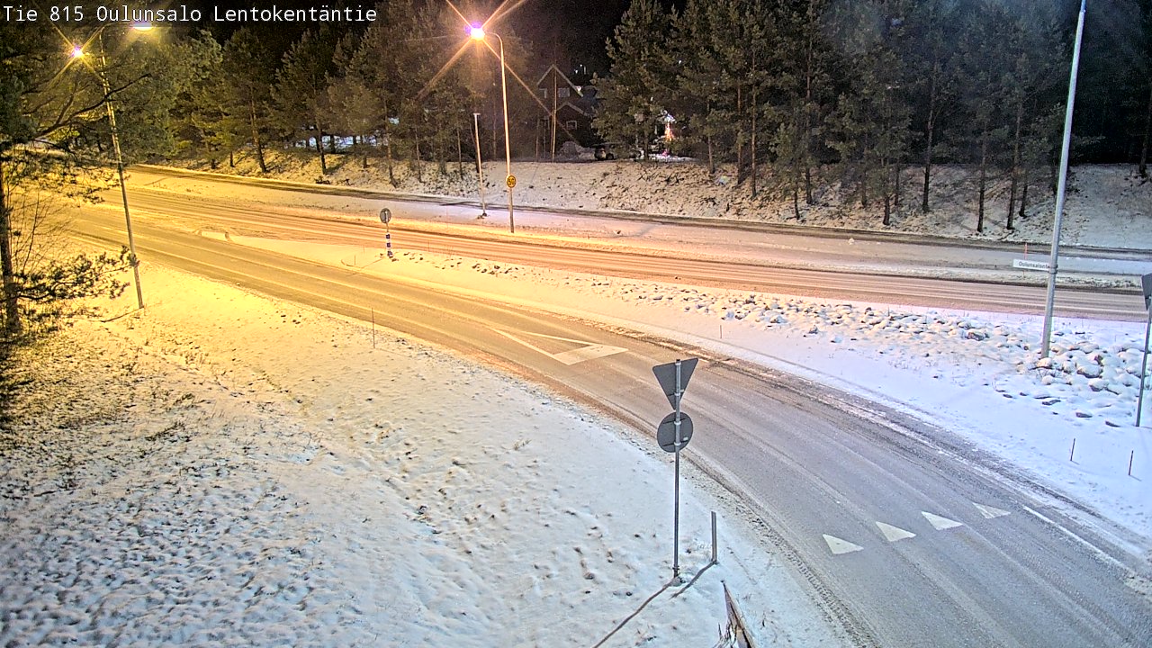 Weather Camera Image Road 816 Oulunsalo, Lentokentäntie, Oulu, Pohjois-Pohjanmaa