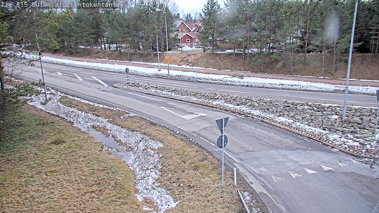 Weather Camera Image Väg 816 Uleåsalo, Lentokentäntie, Oulu, Pohjois-Pohjanmaa