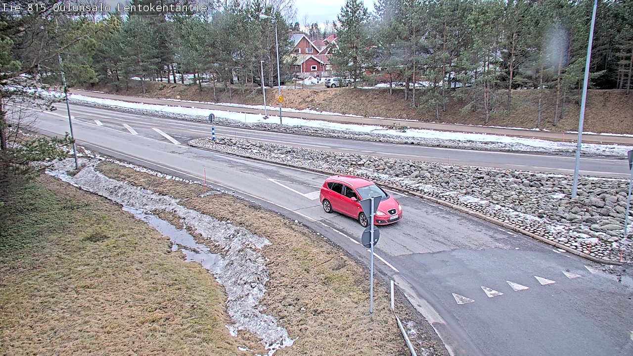 Weather Camera Image Väg 816 Uleåsalo, Lentokentäntie, Oulu, Pohjois-Pohjanmaa