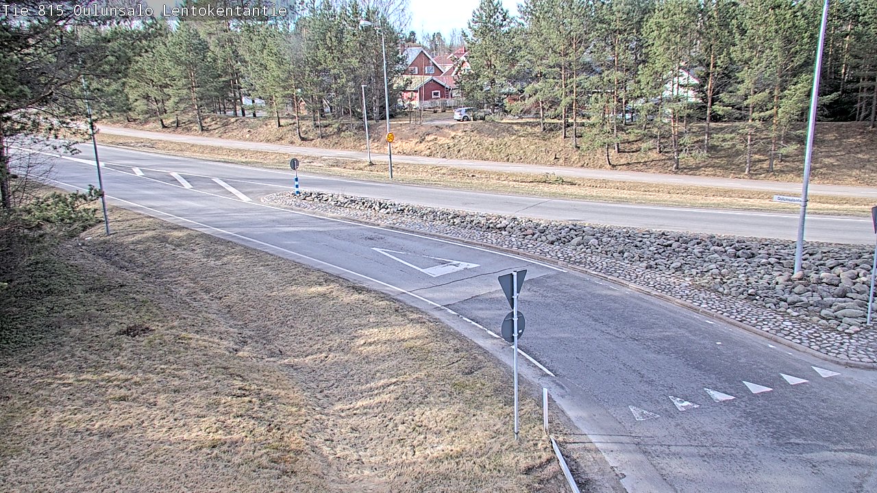 Weather Camera Image Väg 816 Uleåsalo, Lentokentäntie, Oulu, Pohjois-Pohjanmaa