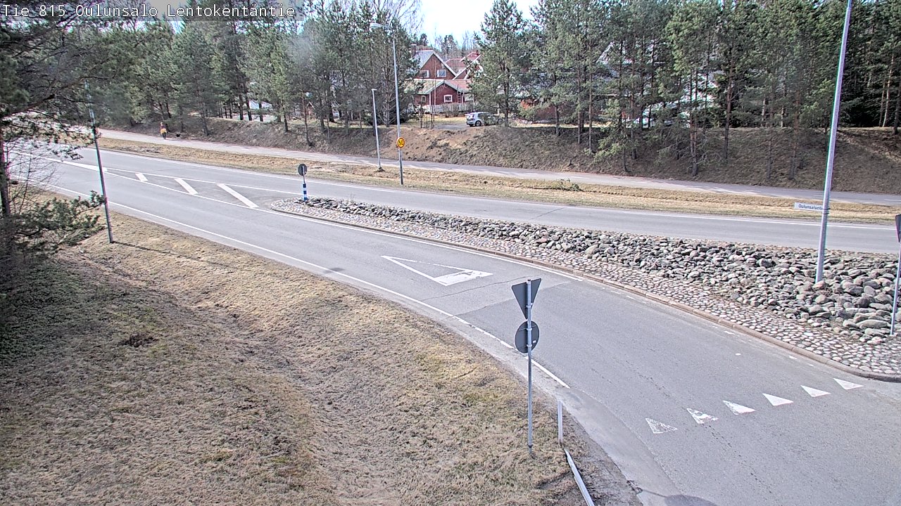 Weather Camera Image Väg 816 Uleåsalo, Lentokentäntie, Oulu, Pohjois-Pohjanmaa