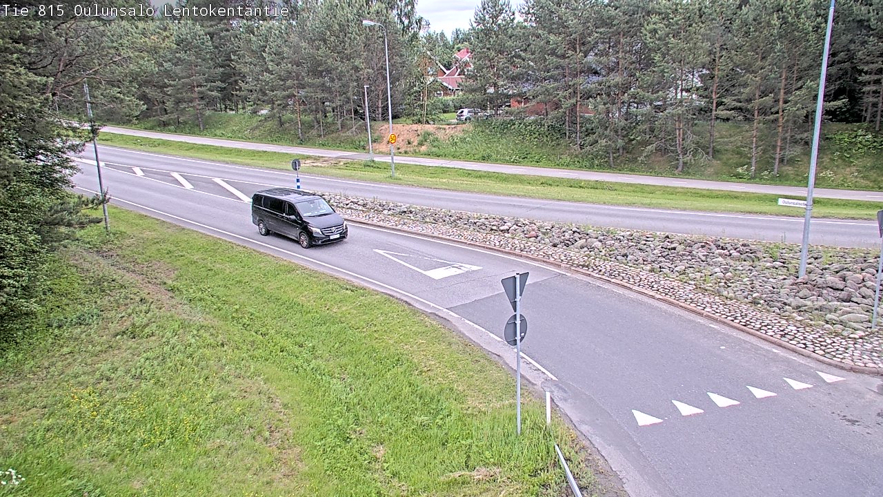 Weather Camera Image Väg 816 Uleåsalo, Lentokentäntie, Oulu, Pohjois-Pohjanmaa