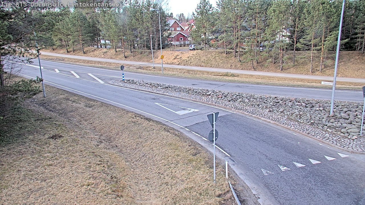 Weather Camera Image Väg 816 Uleåsalo, Lentokentäntie, Oulu, Pohjois-Pohjanmaa