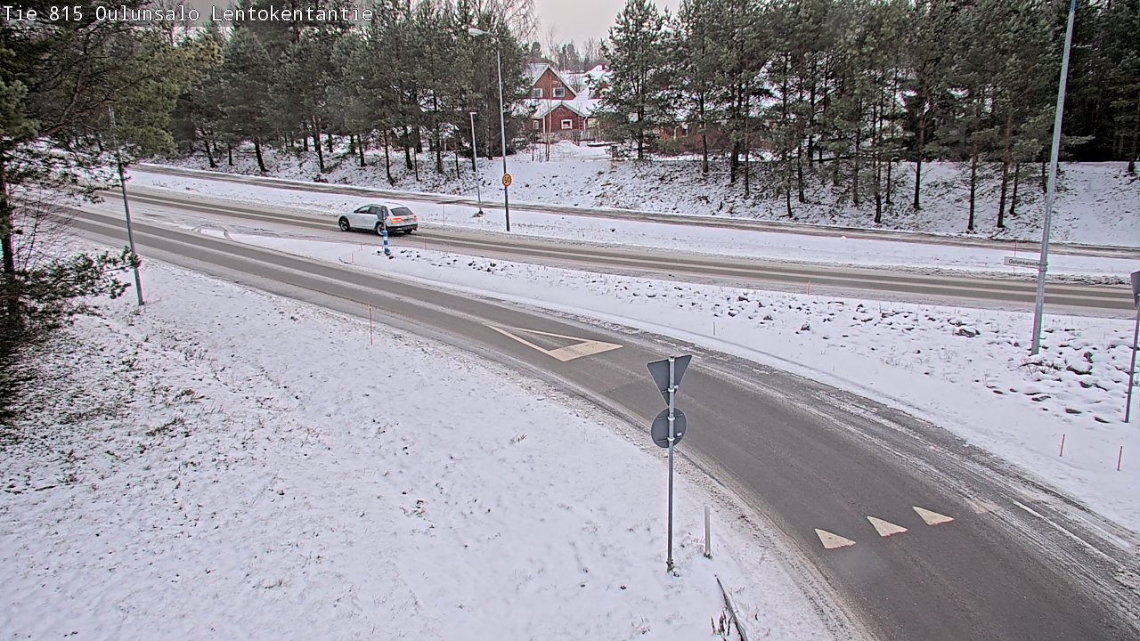 Weather Camera Image Road 816 Oulunsalo, Lentokentäntie, Oulu, Pohjois-Pohjanmaa