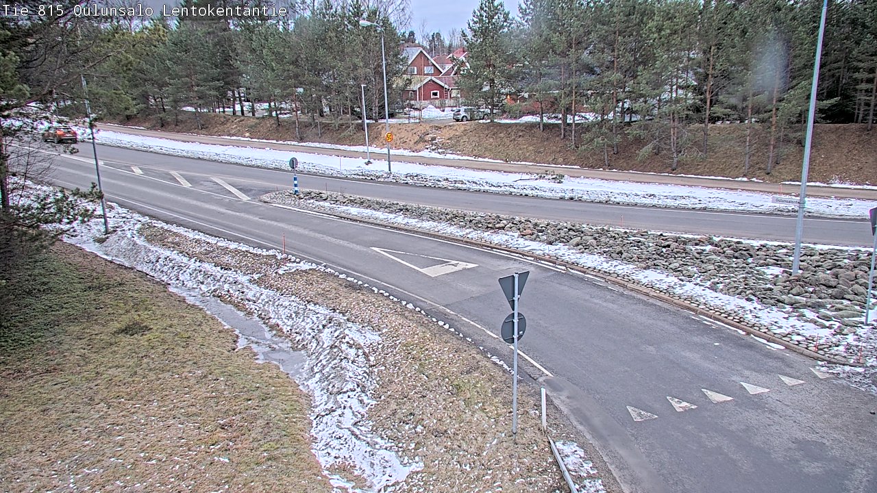 Weather Camera Image Väg 816 Uleåsalo, Lentokentäntie, Oulu, Pohjois-Pohjanmaa