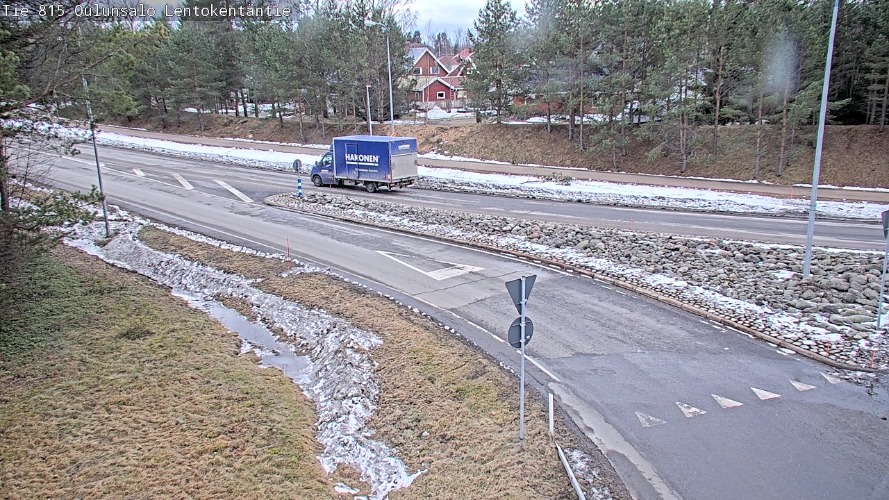 Weather Camera Image Väg 816 Uleåsalo, Lentokentäntie, Oulu, Pohjois-Pohjanmaa