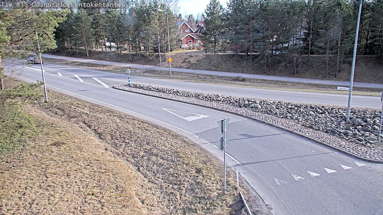 Weather Camera Image Väg 816 Uleåsalo, Lentokentäntie, Oulu, Pohjois-Pohjanmaa