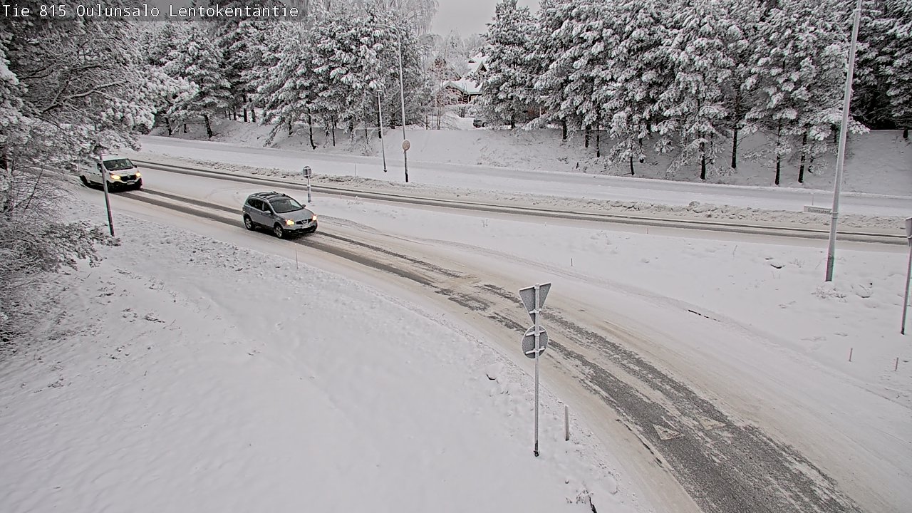Weather Camera Image Väg 816 Uleåsalo, Lentokentäntie, Oulu, Pohjois-Pohjanmaa