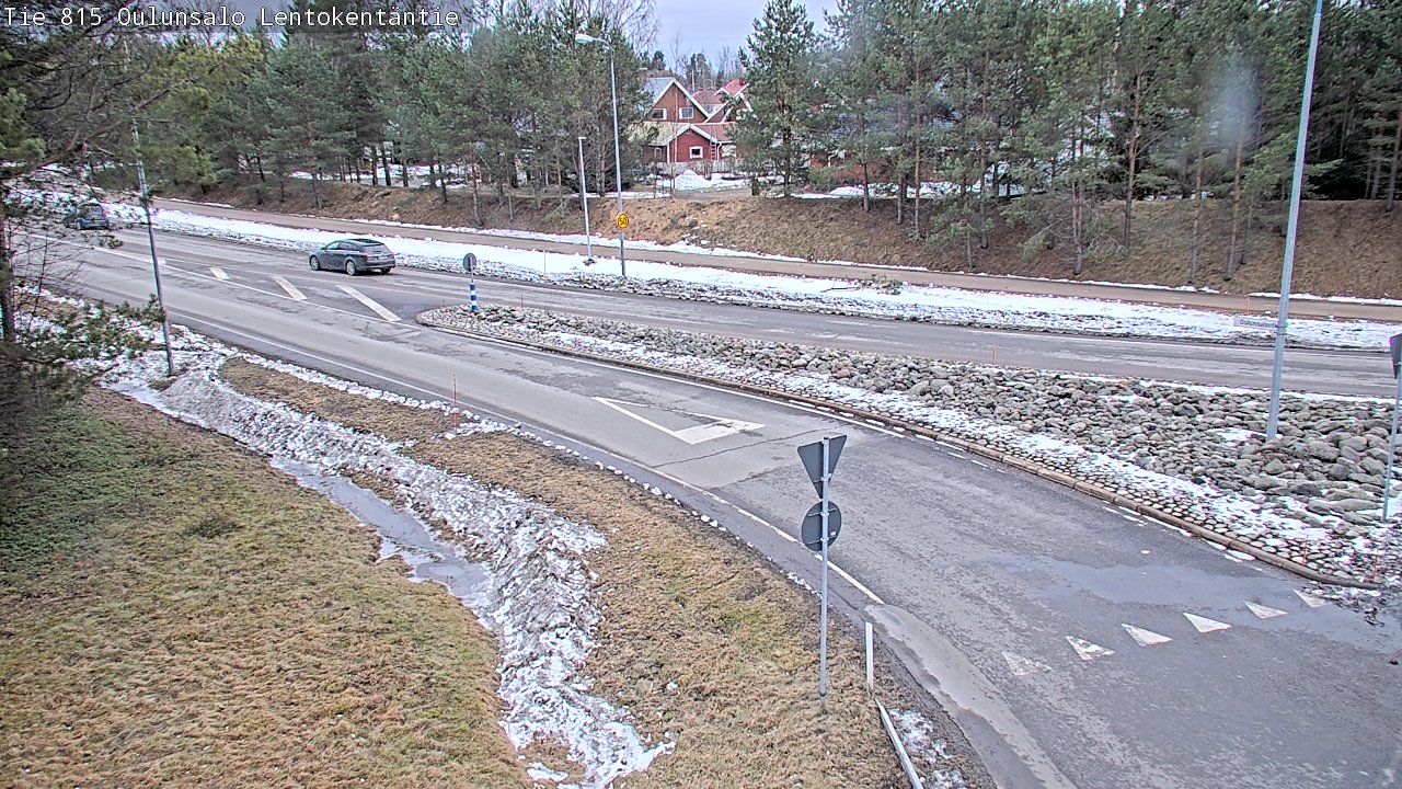 Weather Camera Image Väg 816 Uleåsalo, Lentokentäntie, Oulu, Pohjois-Pohjanmaa