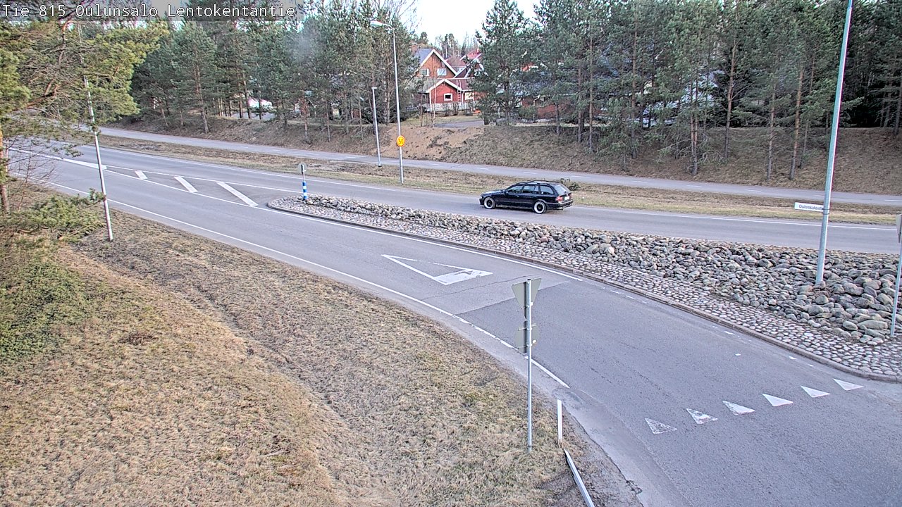Weather Camera Image Väg 816 Uleåsalo, Lentokentäntie, Oulu, Pohjois-Pohjanmaa