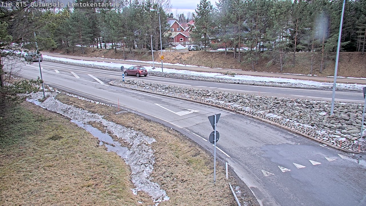 Weather Camera Image Väg 816 Uleåsalo, Lentokentäntie, Oulu, Pohjois-Pohjanmaa