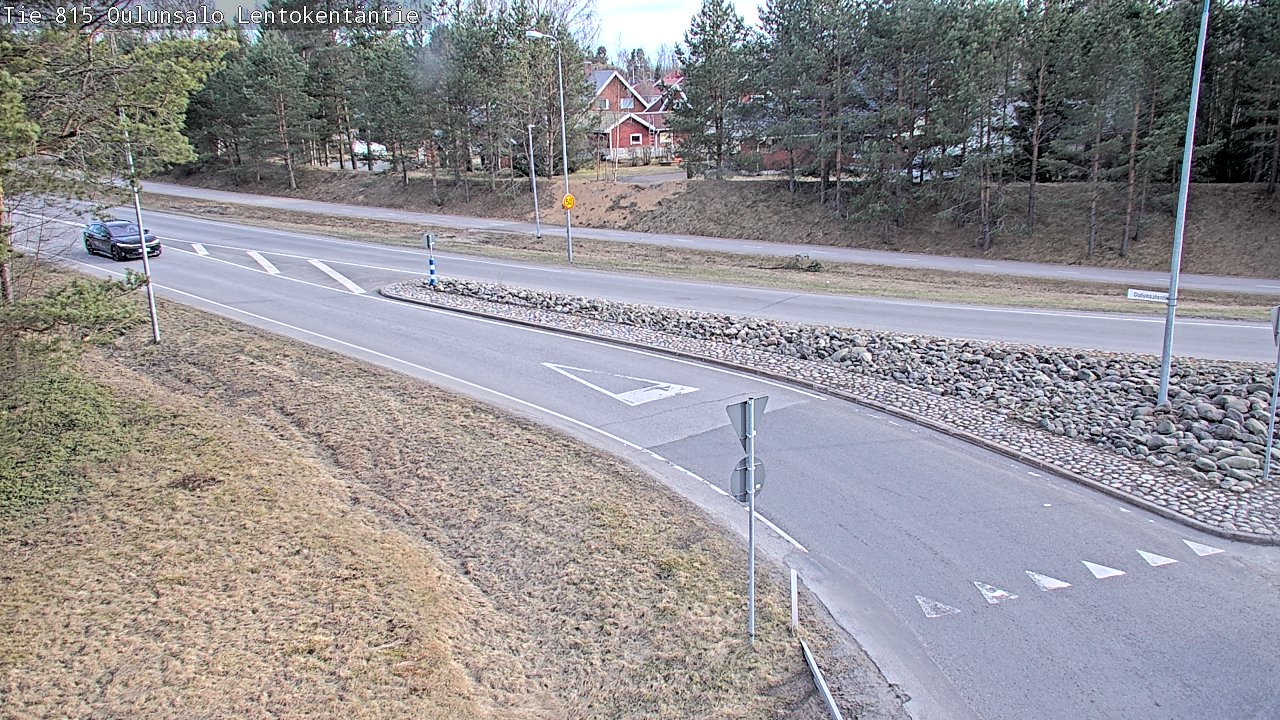 Weather Camera Image Väg 816 Uleåsalo, Lentokentäntie, Oulu, Pohjois-Pohjanmaa