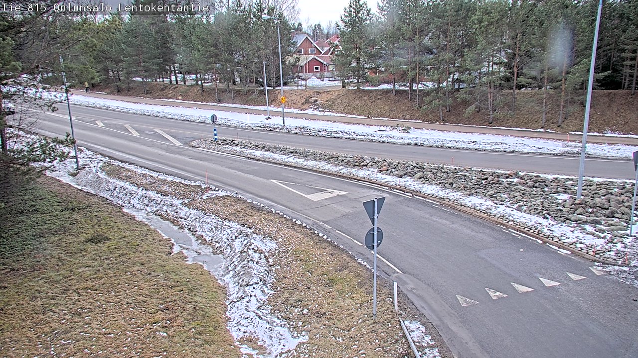 Weather Camera Image Väg 816 Uleåsalo, Lentokentäntie, Oulu, Pohjois-Pohjanmaa