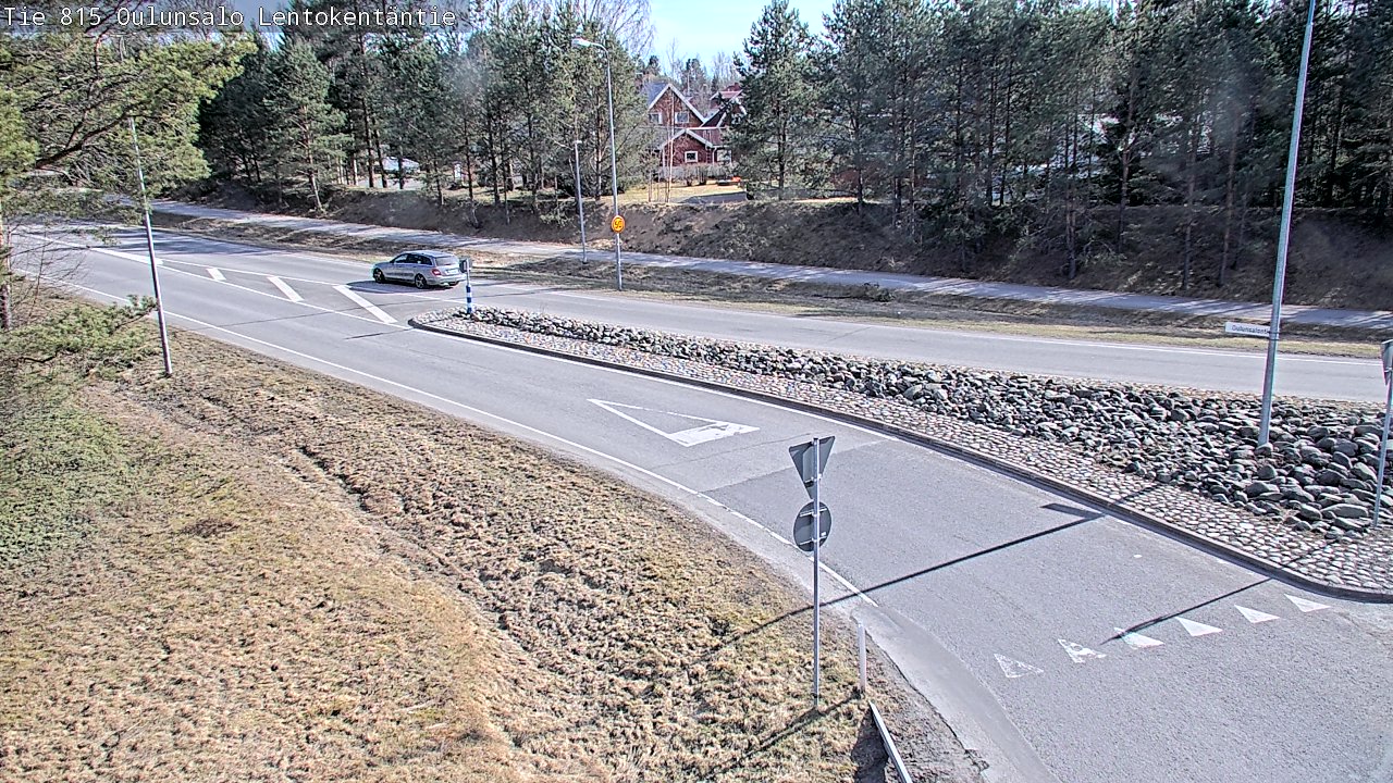 Weather Camera Image Väg 816 Uleåsalo, Lentokentäntie, Oulu, Pohjois-Pohjanmaa