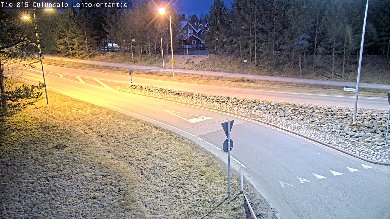 Weather Camera Image Road 816 Oulunsalo, Lentokentäntie, Oulu, Pohjois-Pohjanmaa