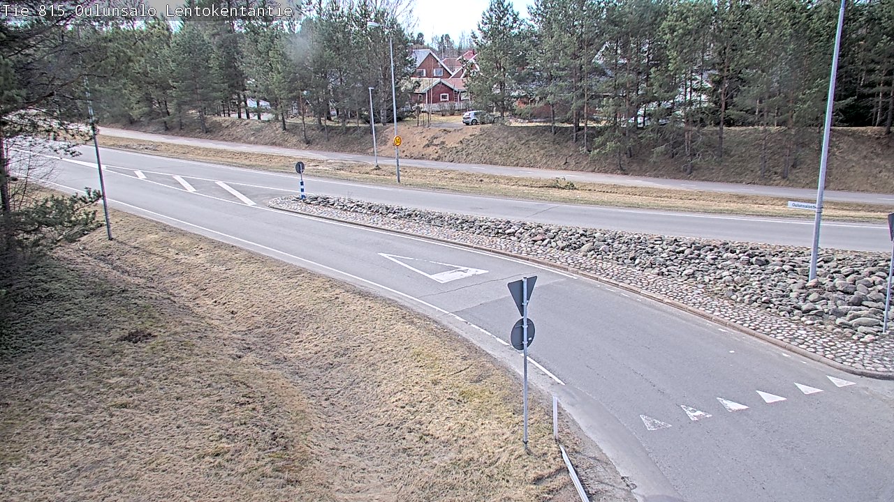 Weather Camera Image Väg 816 Uleåsalo, Lentokentäntie, Oulu, Pohjois-Pohjanmaa