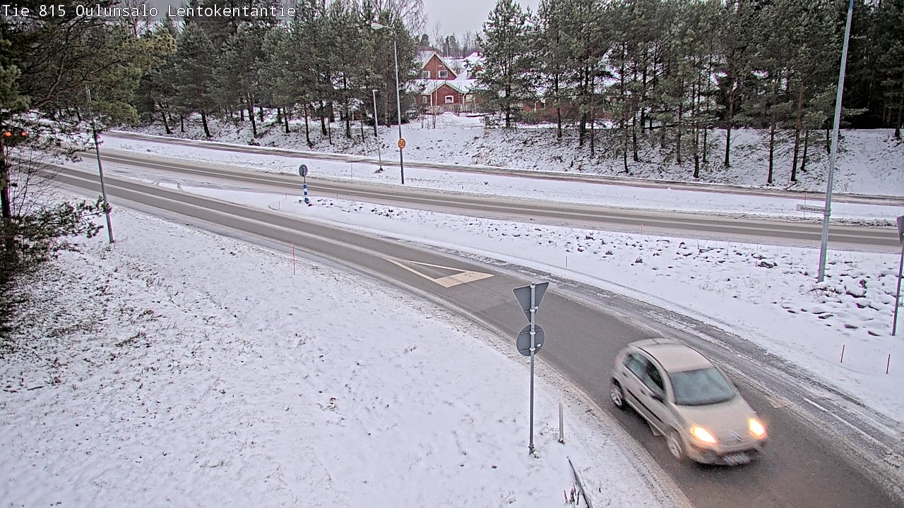 Weather Camera Image Road 816 Oulunsalo, Lentokentäntie, Oulu, Pohjois-Pohjanmaa