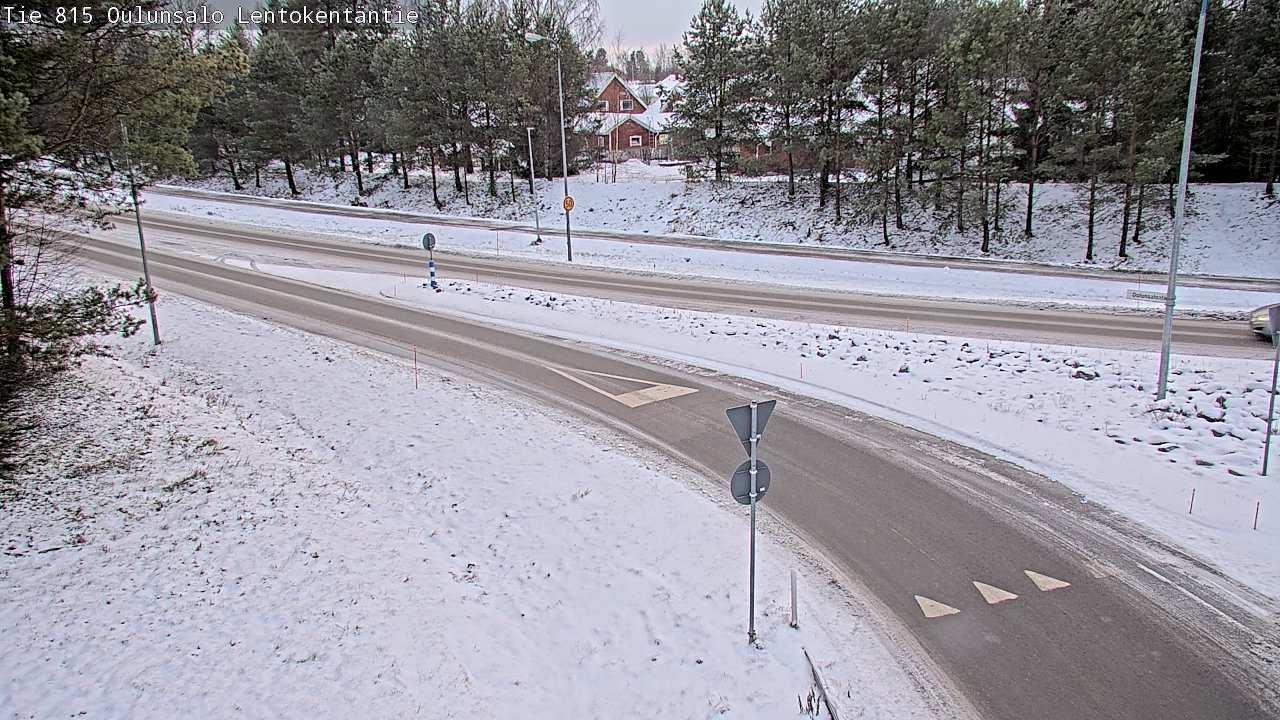 Weather Camera Image Road 816 Oulunsalo, Lentokentäntie, Oulu, Pohjois-Pohjanmaa