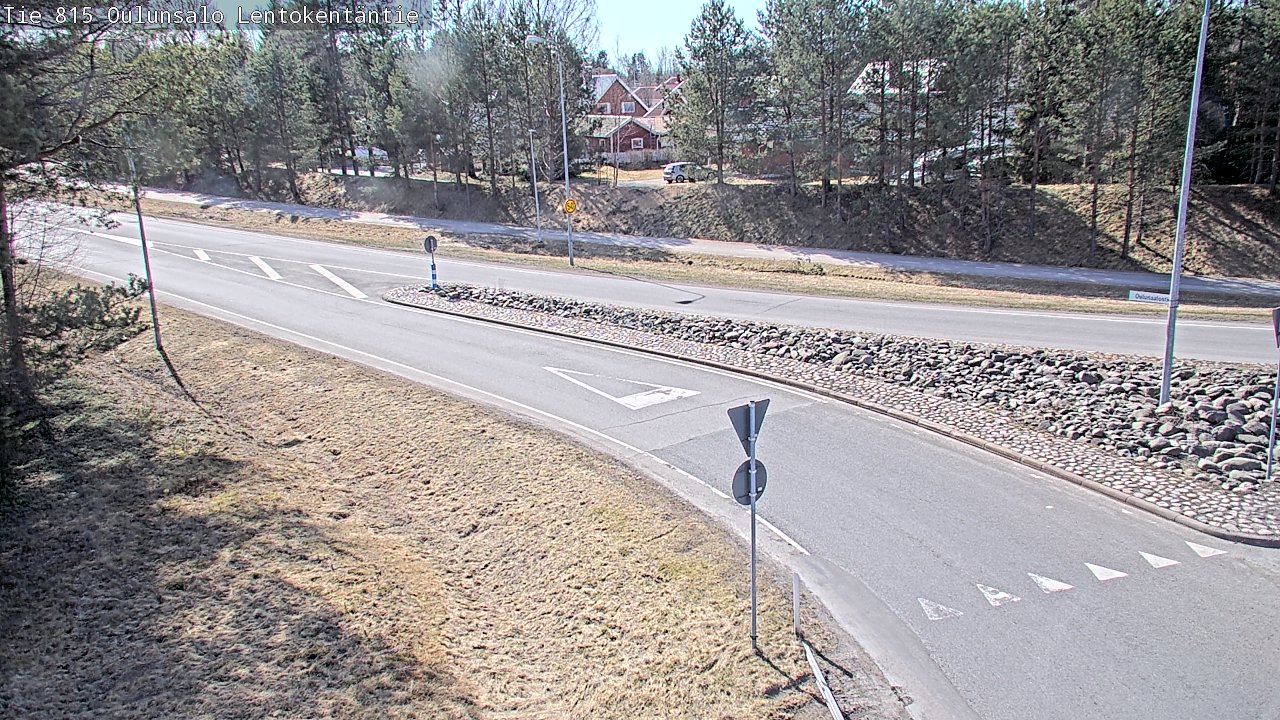 Weather Camera Image Väg 816 Uleåsalo, Lentokentäntie, Oulu, Pohjois-Pohjanmaa