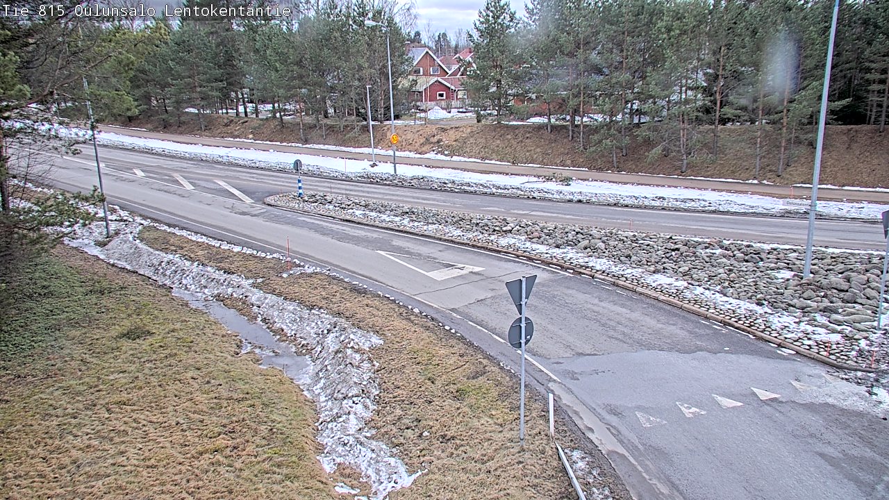 Weather Camera Image Väg 816 Uleåsalo, Lentokentäntie, Oulu, Pohjois-Pohjanmaa