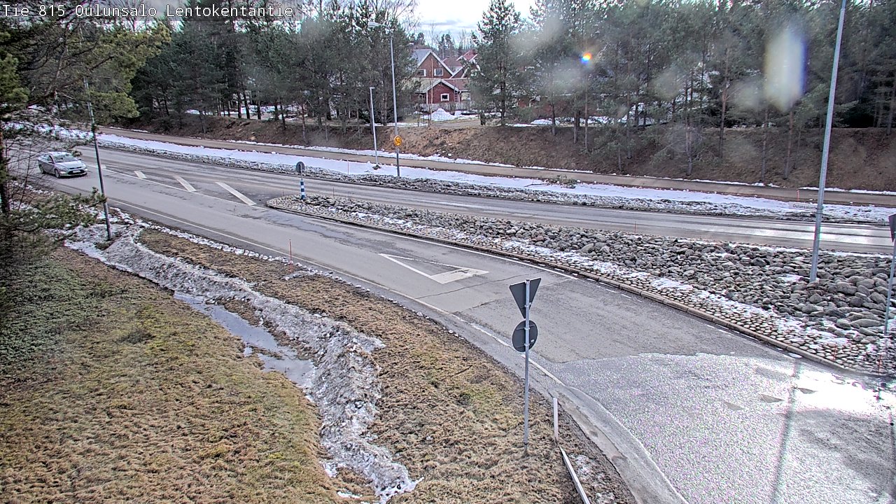Weather Camera Image Väg 816 Uleåsalo, Lentokentäntie, Oulu, Pohjois-Pohjanmaa