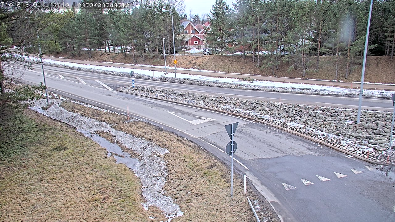 Weather Camera Image Väg 816 Uleåsalo, Lentokentäntie, Oulu, Pohjois-Pohjanmaa