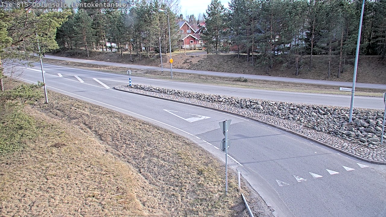 Weather Camera Image Väg 816 Uleåsalo, Lentokentäntie, Oulu, Pohjois-Pohjanmaa
