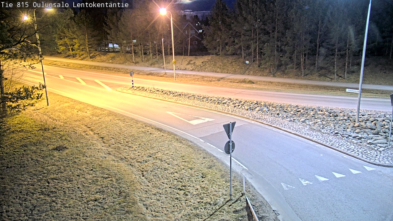 Weather Camera Image Road 816 Oulunsalo, Lentokentäntie, Oulu, Pohjois-Pohjanmaa