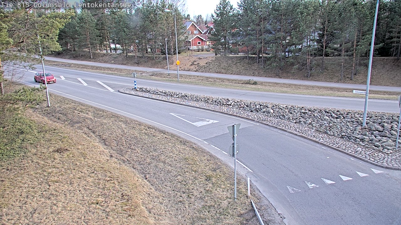Weather Camera Image Väg 816 Uleåsalo, Lentokentäntie, Oulu, Pohjois-Pohjanmaa