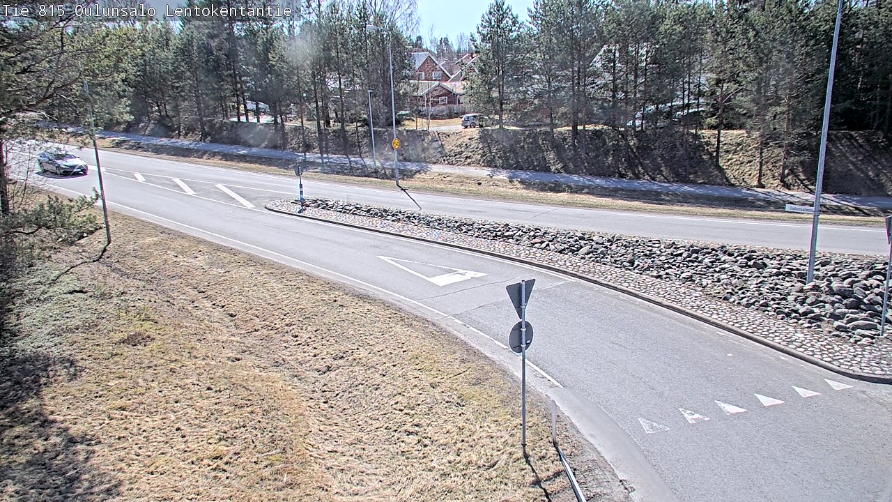 Weather Camera Image Väg 816 Uleåsalo, Lentokentäntie, Oulu, Pohjois-Pohjanmaa