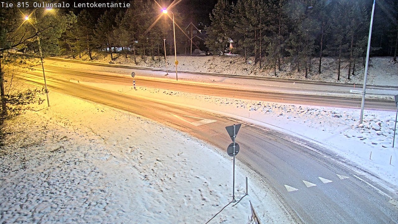 Weather Camera Image Road 816 Oulunsalo, Lentokentäntie, Oulu, Pohjois-Pohjanmaa