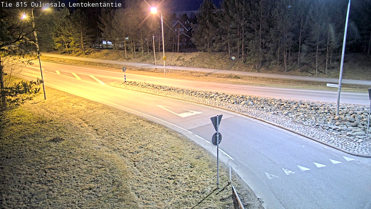 Weather Camera Image Road 816 Oulunsalo, Lentokentäntie, Oulu, Pohjois-Pohjanmaa