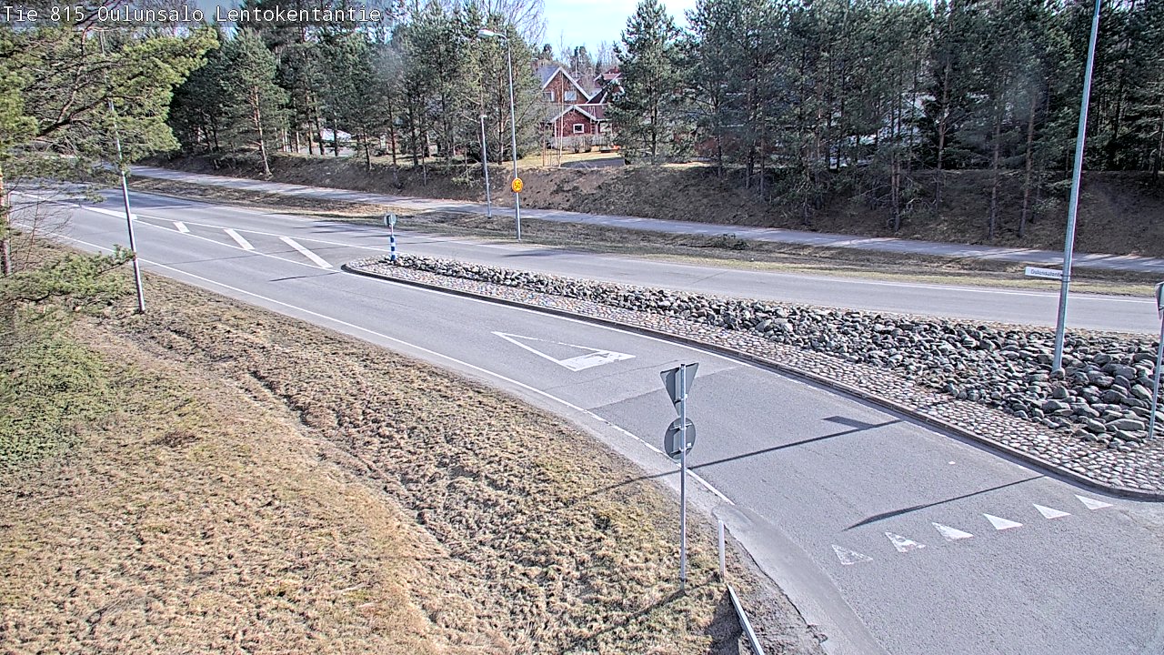 Weather Camera Image Väg 816 Uleåsalo, Lentokentäntie, Oulu, Pohjois-Pohjanmaa