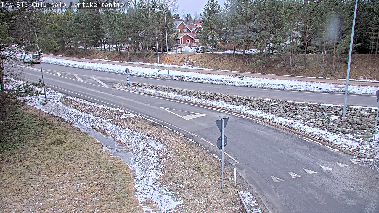Weather Camera Image Väg 816 Uleåsalo, Lentokentäntie, Oulu, Pohjois-Pohjanmaa
