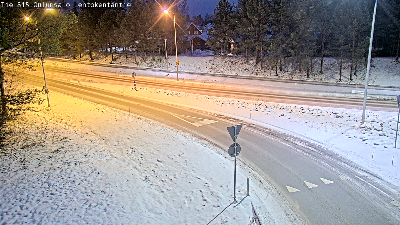 Weather Camera Image Road 816 Oulunsalo, Lentokentäntie, Oulu, Pohjois-Pohjanmaa