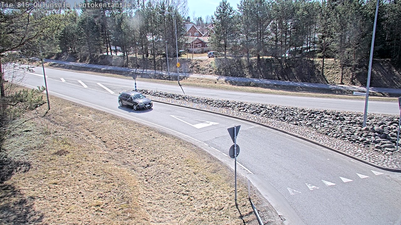 Weather Camera Image Väg 816 Uleåsalo, Lentokentäntie, Oulu, Pohjois-Pohjanmaa