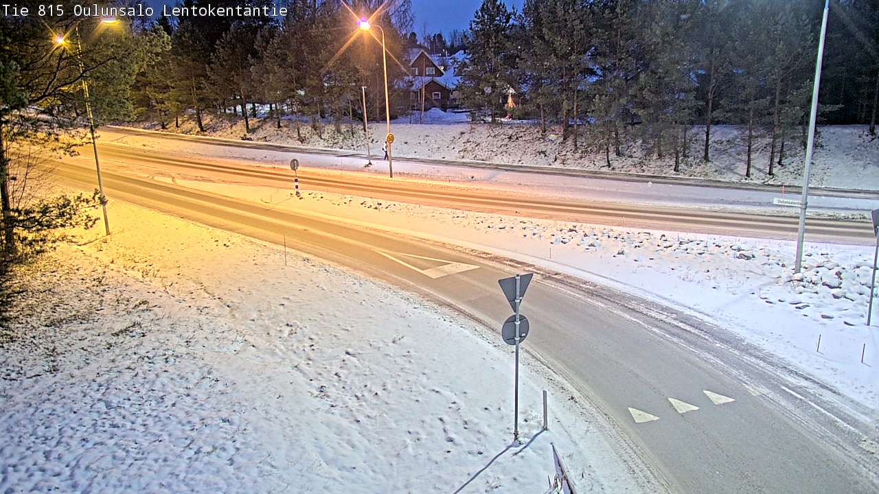 Weather Camera Image Road 816 Oulunsalo, Lentokentäntie, Oulu, Pohjois-Pohjanmaa