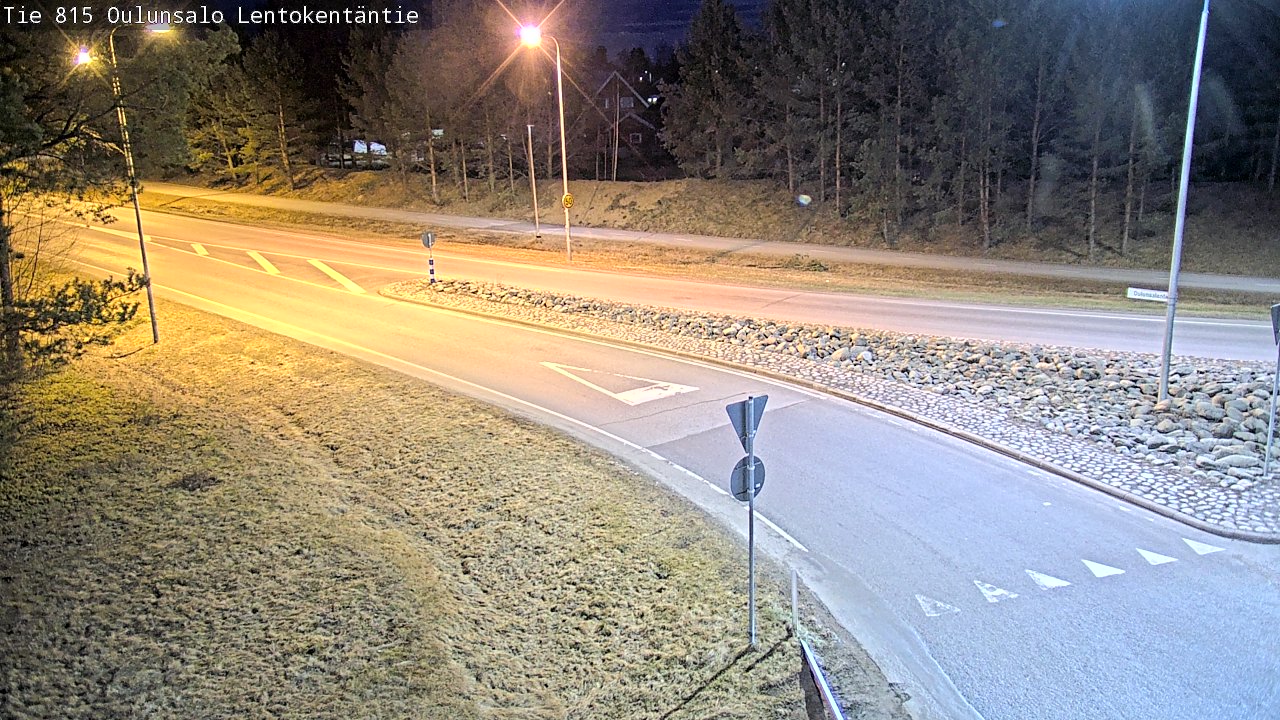 Weather Camera Image Road 816 Oulunsalo, Lentokentäntie, Oulu, Pohjois-Pohjanmaa
