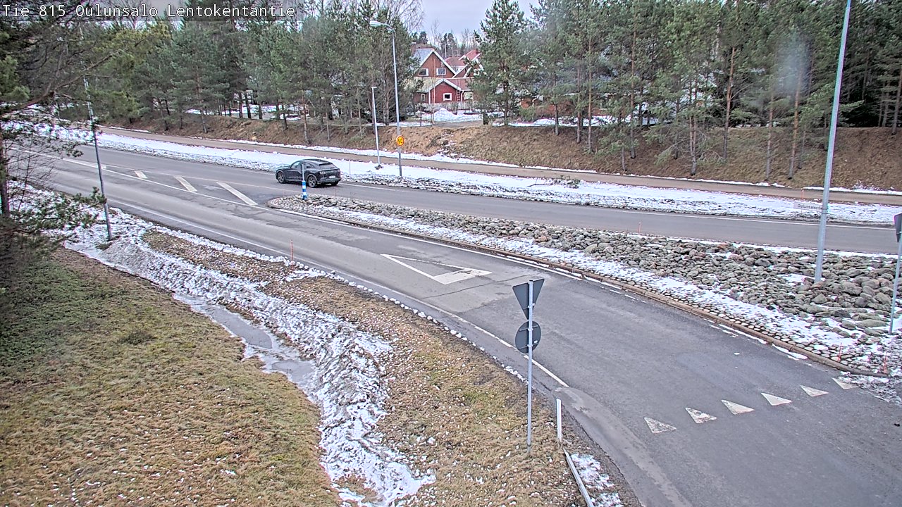 Weather Camera Image Väg 816 Uleåsalo, Lentokentäntie, Oulu, Pohjois-Pohjanmaa