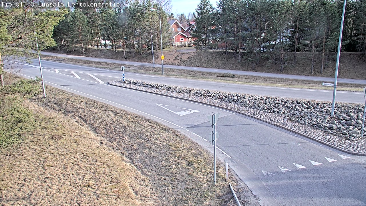 Weather Camera Image Väg 816 Uleåsalo, Lentokentäntie, Oulu, Pohjois-Pohjanmaa