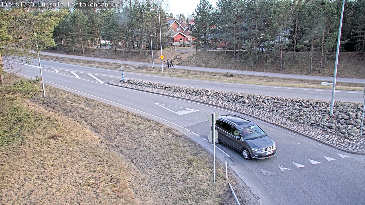 Weather Camera Image Väg 816 Uleåsalo, Lentokentäntie, Oulu, Pohjois-Pohjanmaa