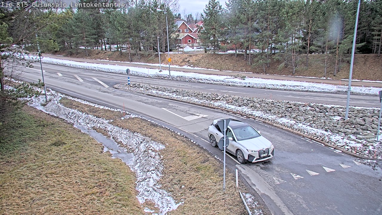 Weather Camera Image Väg 816 Uleåsalo, Lentokentäntie, Oulu, Pohjois-Pohjanmaa