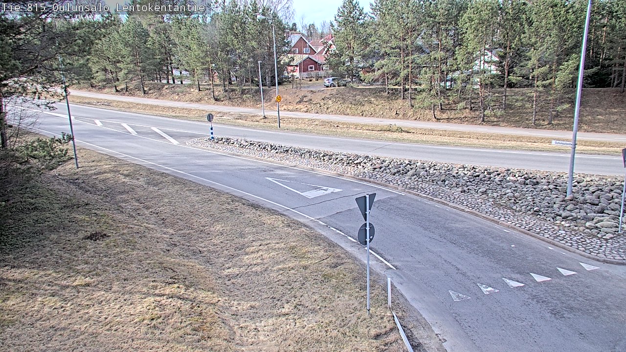 Weather Camera Image Väg 816 Uleåsalo, Lentokentäntie, Oulu, Pohjois-Pohjanmaa