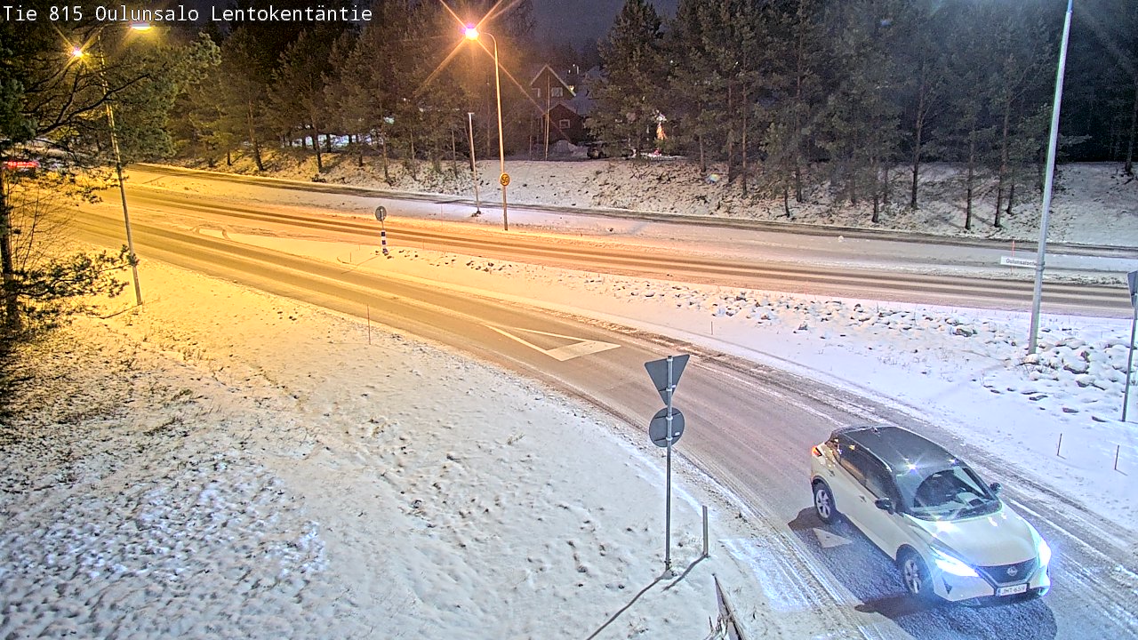 Weather Camera Image Road 816 Oulunsalo, Lentokentäntie, Oulu, Pohjois-Pohjanmaa