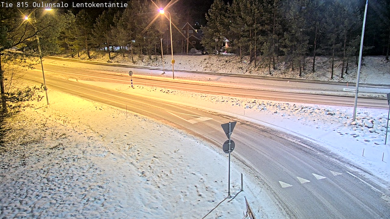 Weather Camera Image Road 816 Oulunsalo, Lentokentäntie, Oulu, Pohjois-Pohjanmaa