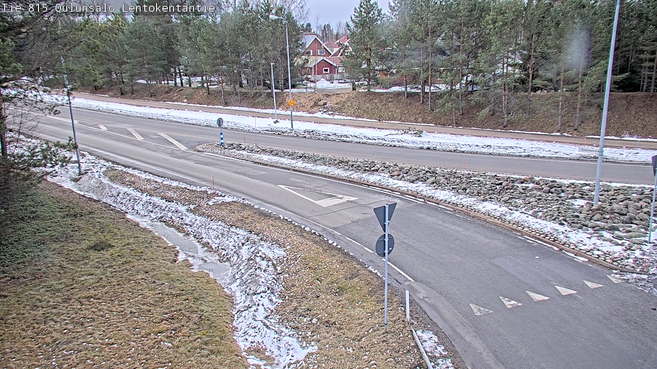 Weather Camera Image Väg 816 Uleåsalo, Lentokentäntie, Oulu, Pohjois-Pohjanmaa
