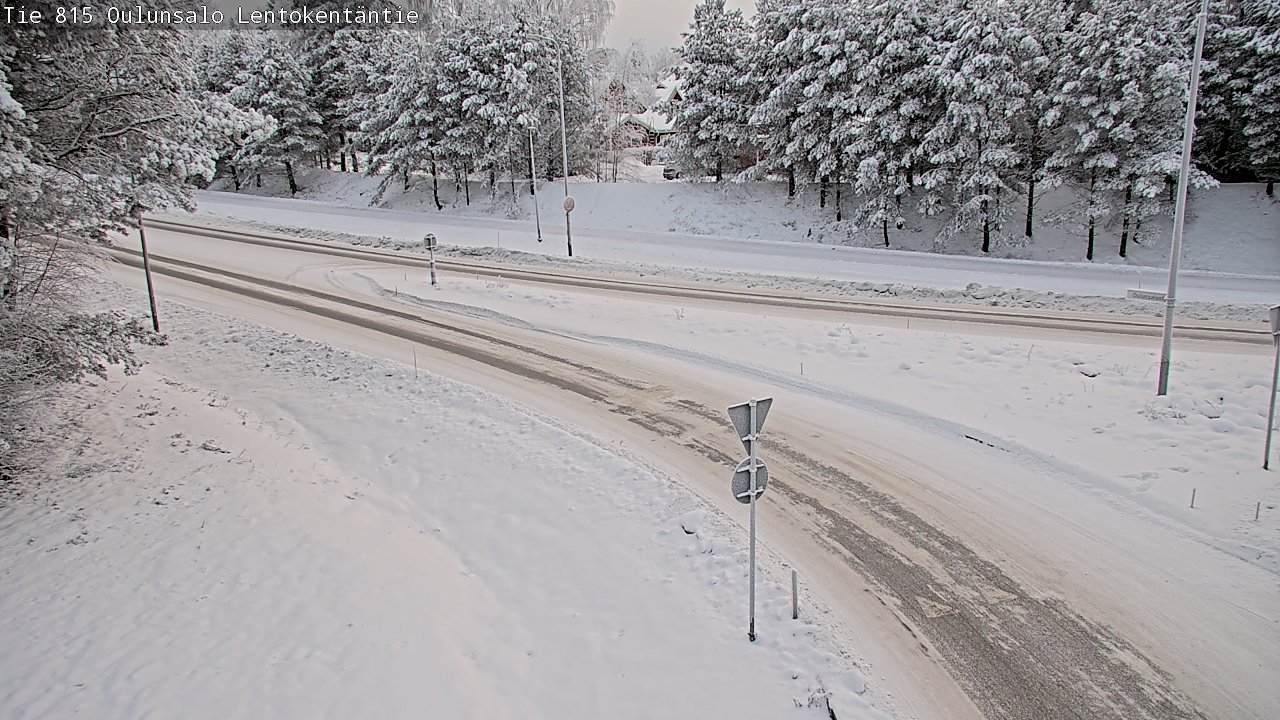 Weather Camera Image Road 816 Oulunsalo, Lentokentäntie, Oulu, Pohjois-Pohjanmaa