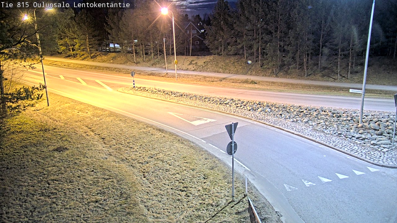 Weather Camera Image Road 816 Oulunsalo, Lentokentäntie, Oulu, Pohjois-Pohjanmaa