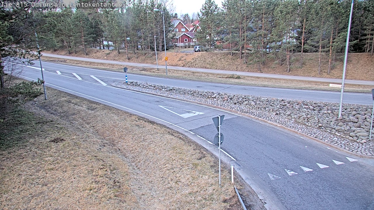 Weather Camera Image Väg 816 Uleåsalo, Lentokentäntie, Oulu, Pohjois-Pohjanmaa