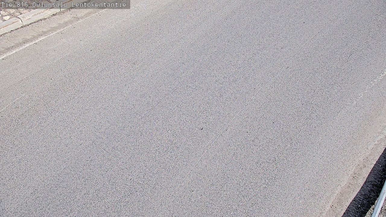 Weather Camera Image Väg 816 Uleåsalo, Lentokentäntie, Oulu, Pohjois-Pohjanmaa